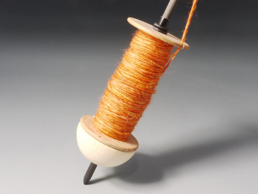 Handspindel mit Wechselgarnspulen