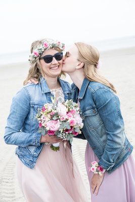 Hochzeitfotos Badekarren Norderney  Ostfriesland Nordsee Fotograf Norden Nicole Buczior