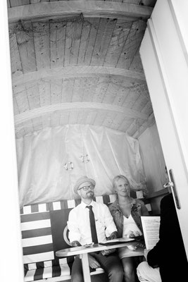 Norderney Hochzeitfotos  Badekarren Ostfriesland Nordsee Fotograf Norden Nicole Buczior