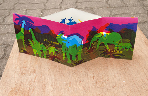 Petit livre en X éléphants et girafes 13cmx 18cm 8 exemplaires sérigraphie originale