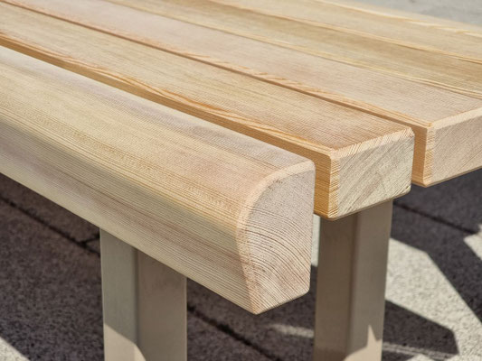 Deli Bench