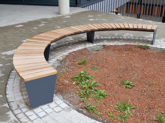 Opus Bench