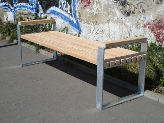 MIPOS Bench