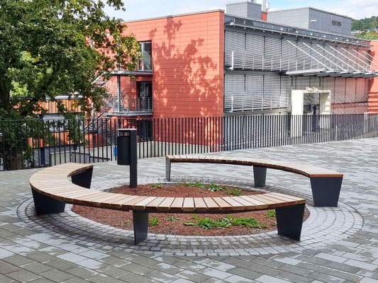 Opus Bench