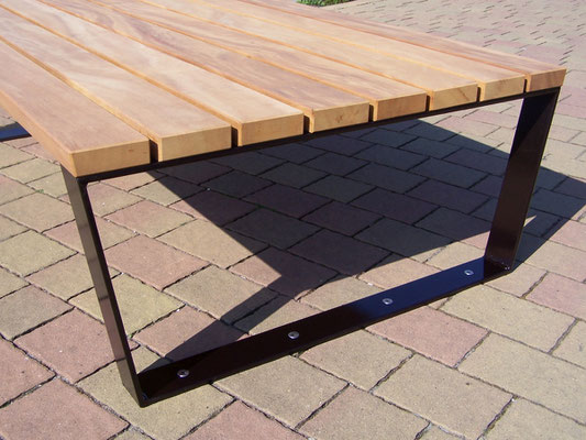 Ultra Low Bench Street Furniture - Ultra Low Coffee Table Ultra Low Bench Street Furniture - Ultra Low Coffee Table