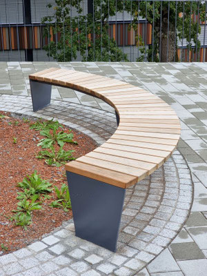 Opus Bench