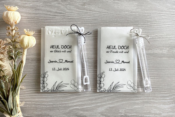 Freudentränen Taschentücher aus Pergamentpapier mit Bubbles- Design LineArt, mit und ohne ausgestanzten Herzrand