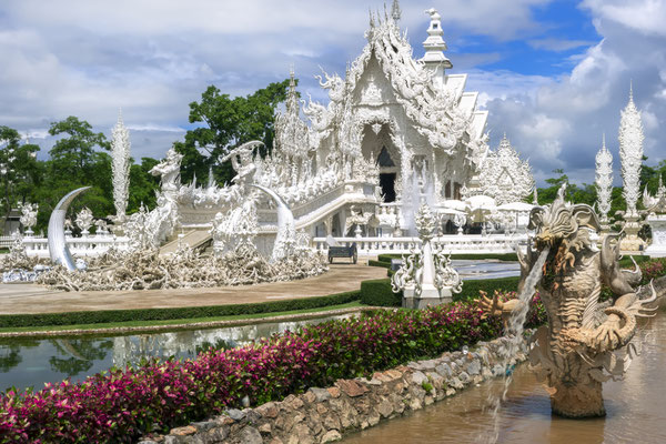 Wat Rong Khun Chiang Rai
