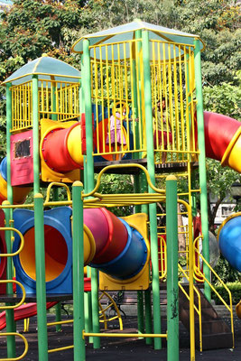 Kinderspielplatz im Benjasiri Park
