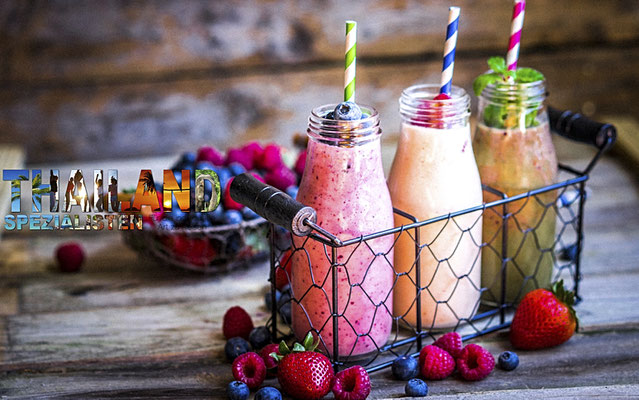 Gesunde bunte Smoothies