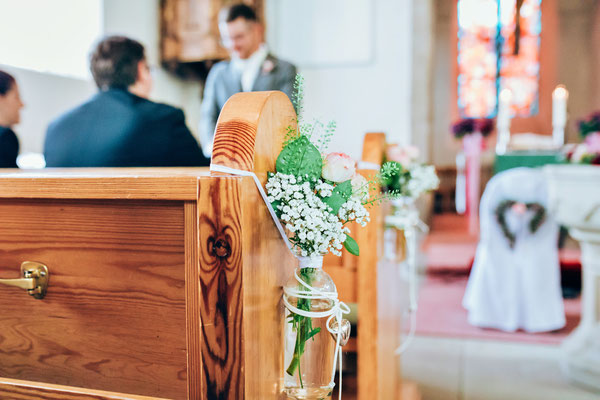 Blumenvasen zum Hängen für Kirche oder freie Trauung