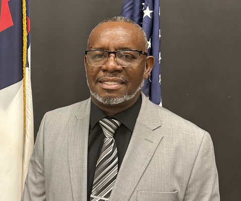Byron Davis, Elder and student counselor