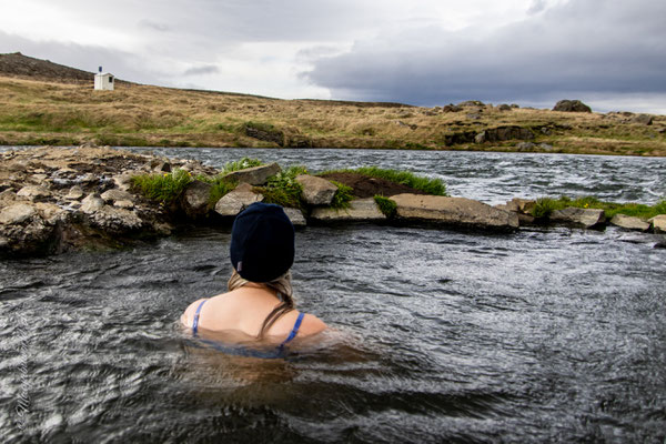 Fosslaug Hot Pot beim Reykjafoss