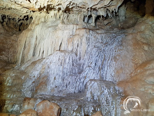 White decorations in the lowest part of the cave. 