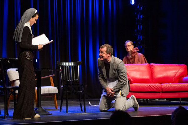 aus: "Schauküche Shakespare I: Maß für Maß" 2022 (mit: Soffi Povo, Alexander Jagsch) - Foto (c) R. Winkler
