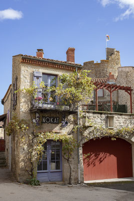jolies maisons vigneronnes dans le village classé de Montpeyroux
