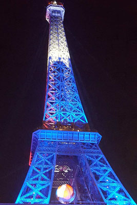 Gebäude, Eiffelturm, Nacht, Paris, Frankreich - buildings, Eiffel Tower, night, Paris, France