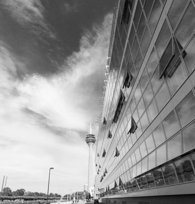 Düsseldorf fotografiert mit Nikon Z6 und Nikkor Z 20mm F/1.8 S