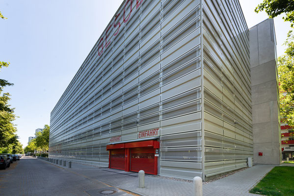 Parkhaus Senftenberger Ring 4, Berlin