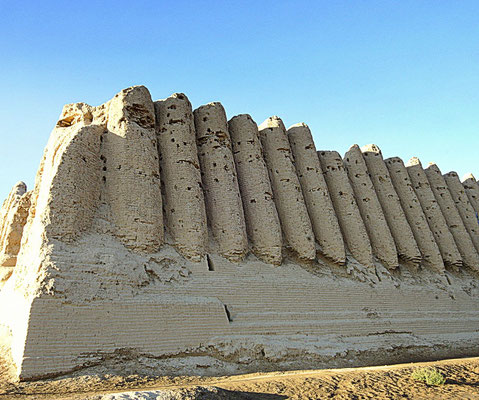 the west facade of the Great Kyz Kala, 7th C. AD