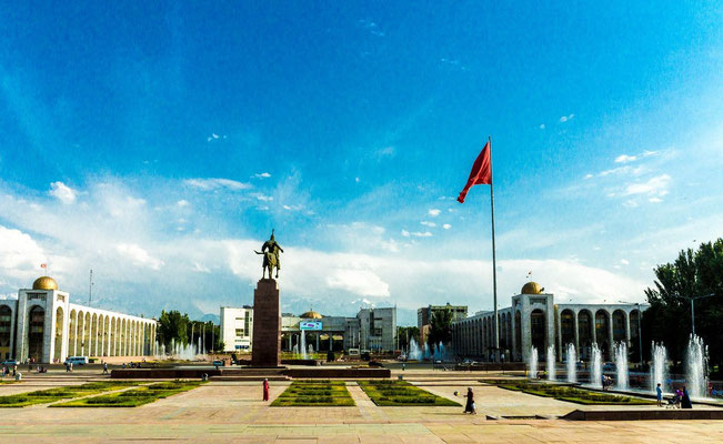 Ala-Too Square - looking south