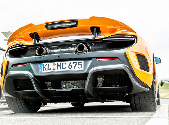 McLaren 675 LT