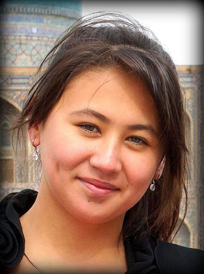 young women at Samarkant