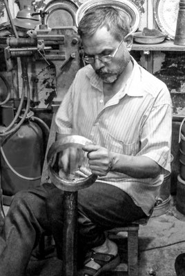 Sanliurfa (in ancient times: Edessa) Kurdistan (Mesopotamia) - Metal worker