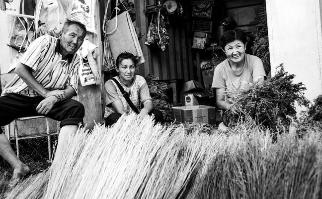 Osh, Kirgistan - brushwood broom shop