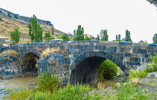 Stone bridge,  over the Kars river, built in 1725