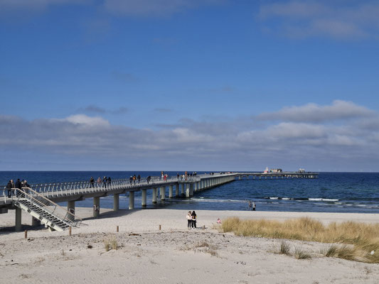 Prerow - neue Seebrücke mit Blick auf die Ostsee