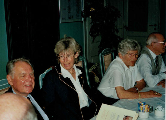 2002 75 Jahre ESSC - Gerhard + Ute Schneider, Vera Wagenführ, Seppel Wäsch (von li.)