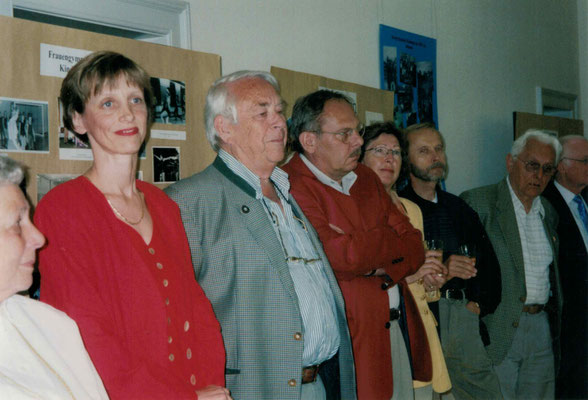 2003 Fotoausstellung - Lieselotte Swierczek, Marion Polydore, Fritz Fuchs, Klaus Bockenheimer, Zita + Hans Jörg Simonis, Günter Bockenheimer (von li.)