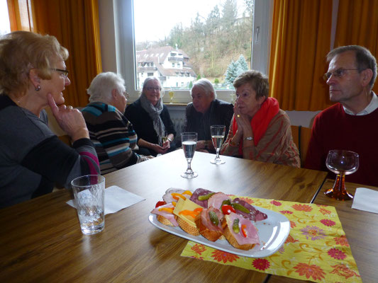 2013 Frühschoppen - Karin Zahn, Marlene Kampfenkel, Uschi Weiland, Fritz Fuchs, Dorita Stücker, Karlheinz Eller (von li.)