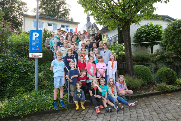 Gruppenfoto, wir waren zu viele für die Treppe!