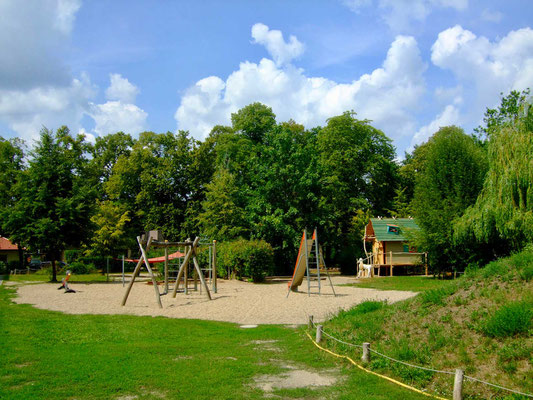 Schulhof © Bruno-Hans Bürgel Grundschule Schöneiche 2019