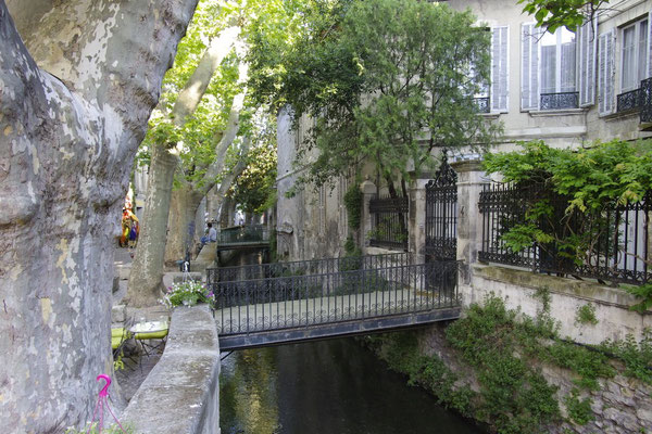 Visiting Avignon - chambres d'hotes le clos des sorgues