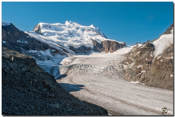 Grand Combin 4314 m et Glacier de Corbasière