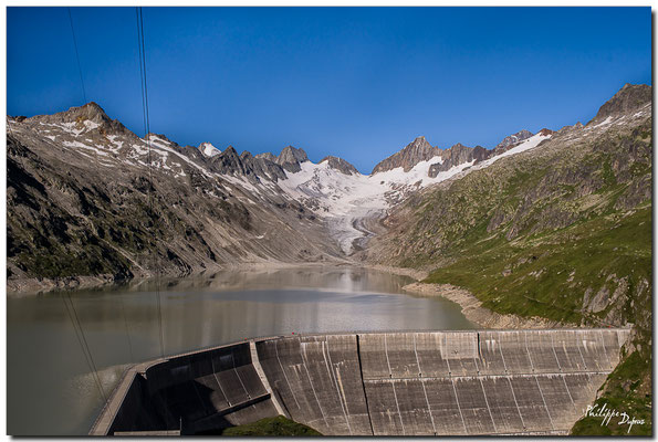 Lac du barrage de l'Oberaar 2303 m
