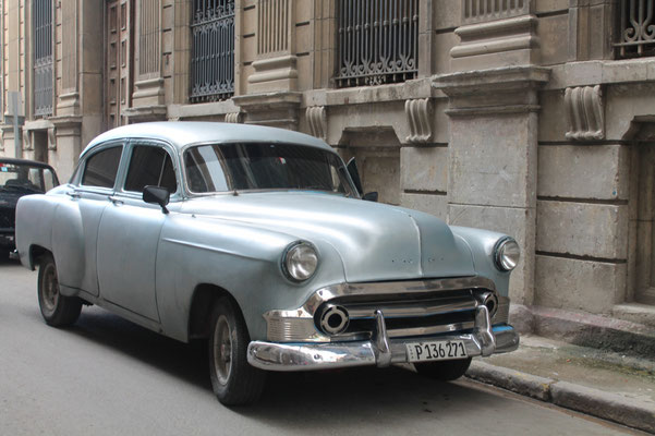 Cuba La Havanne voiture ancienne 