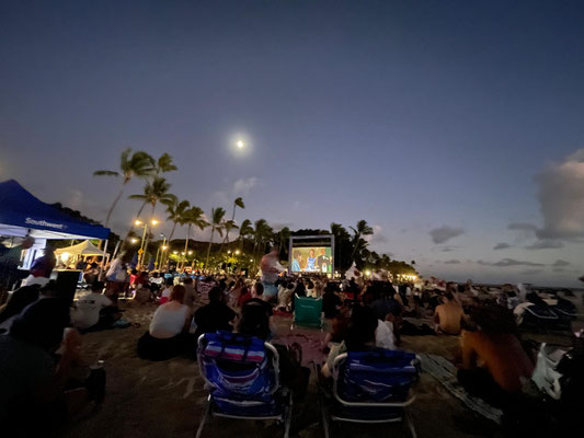 Openair Kino am Strand :)