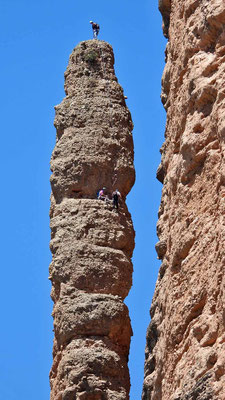 Kletterer auf dem "El Puro" (Mallos de Riglos)