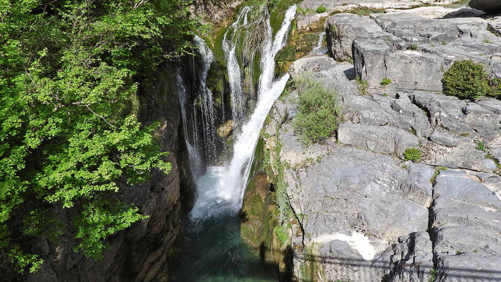 Rio Aso - Wasserfall Cascada de Aso 