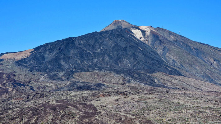 Pico del Teide und gegenüber ...