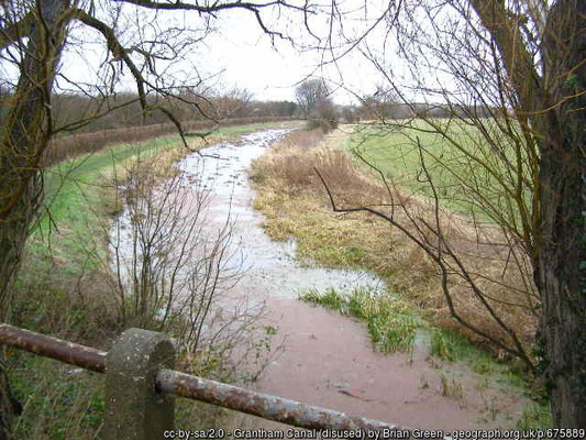 The Grantham canal is no longer in use. 