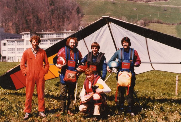 Gründer Delta Team Mythen: Günther, Ich, Heinz, Joe vorne: Meiri