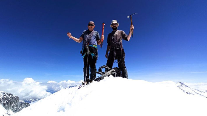 10. Juni 2021 Mönch 4107m bei heiklen Verhätnissen (warm und viel Schnee) mit Cyrill