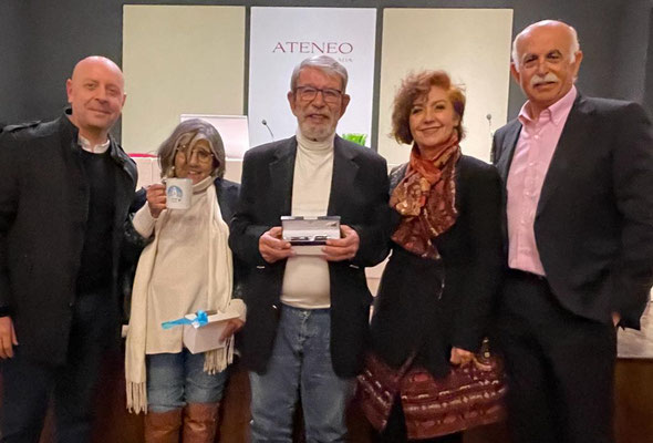 Foto final. El vocal con Miguel Tello, Olga García (coordinadora de actividades de los yacimientos), Julián Ramos y Victoria Abón.