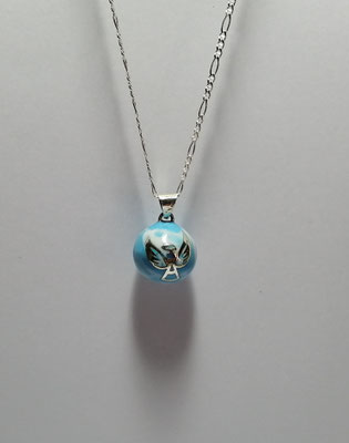 CODIGO CADENA 193/45  PLATA  $525     CODIGO DIJE 196/90   PLATA ESMALTADA LLAMADOR DE ANGEL  $545.00