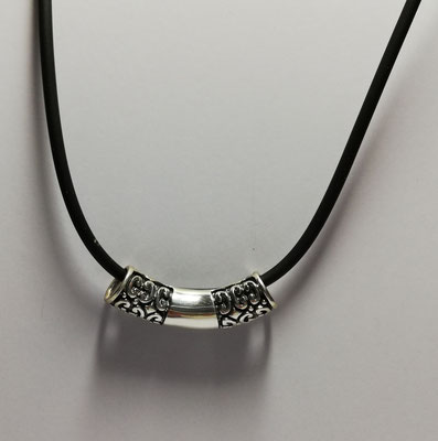CODIGO 41/70  PLATA, CAUCHO  $310.00